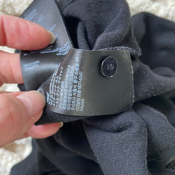 Black basic Henley tee w 5 button front waist length FITTED shape free tee gift - Picture 11 of 12